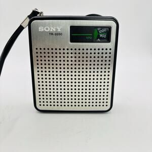 VINTAGE SONY TR-3550 TRANSISTOR WRIST STRAP RADIO TESTED & WORKING